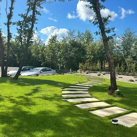 Nux By Interhome * Višnjan